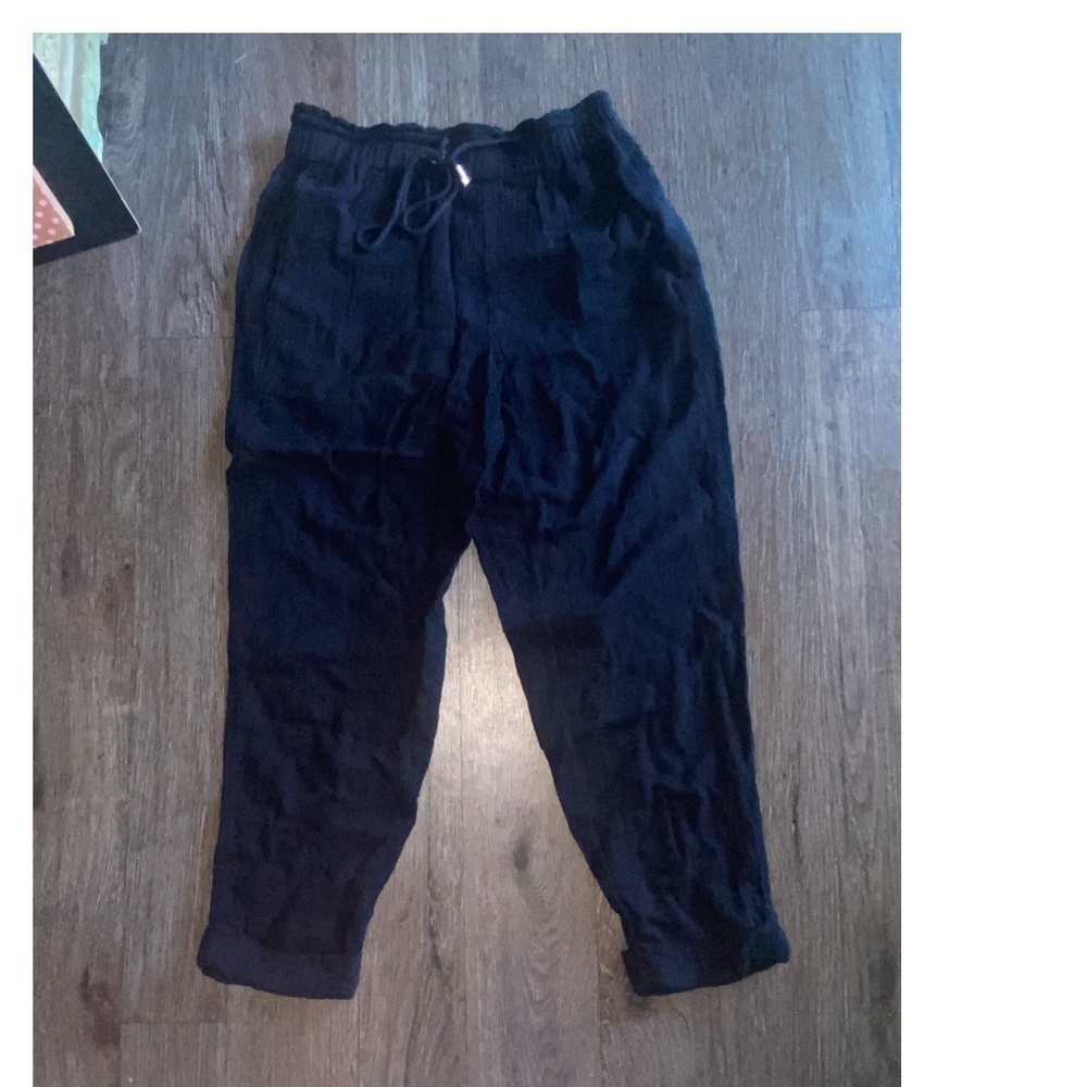 Ann Taylor size small black cropped pants